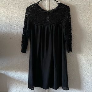 Beautiful Black Mini Flowy Dress w/ Lace Neckline & Sleeves, Keyhole Back